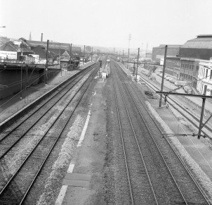 Marchienne-Est - SNCB Z04174a.jpg